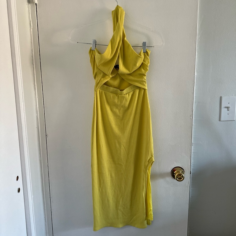 Lulu's Green Sleeveless Halter Bodycon Dress